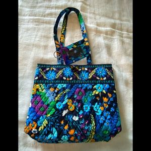 VERA BRADLEY Tote Bag.